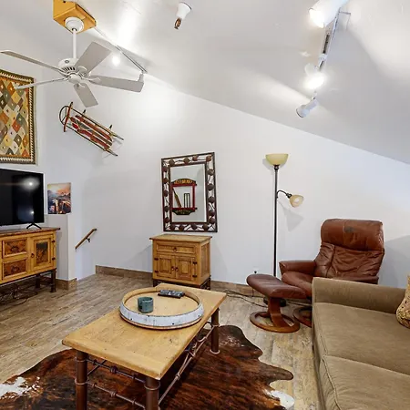 Apartamento Peak-A-View